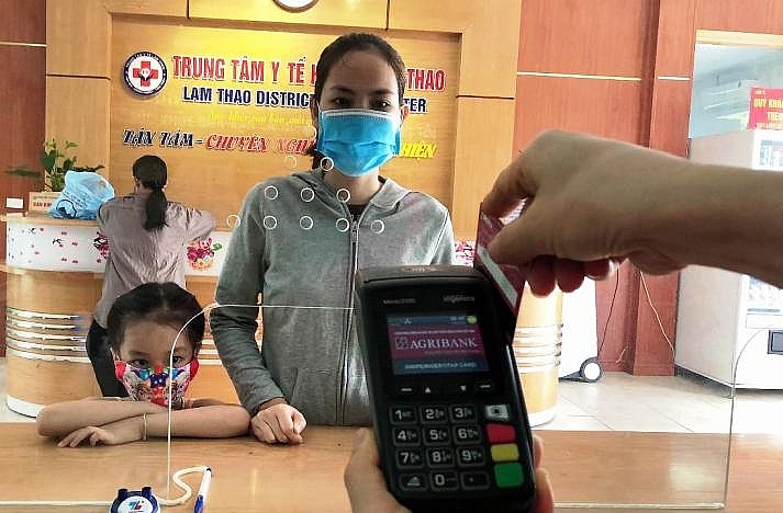 TTYT huyện Lâm Thao: Thực hiện tốt mục tiêu kép phòng chống dịch Covid-19, nâng cao chất lượng khám chữa bệnh