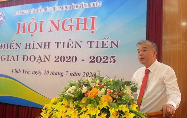 0437 img 6376