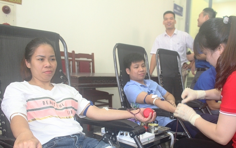 phu tho ngay hoi hien mau giot hong dat to nam 2020 tiep nhan hon 560 don vi mau