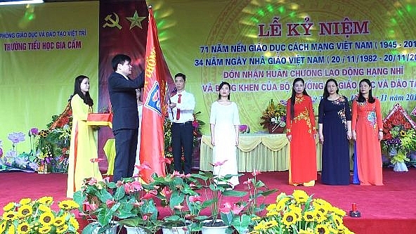truong th gia cam xuat sac dan dau phong trao thi dua cap tieu hoc tinh phu tho