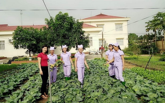 truong mam non van tien ngon co dau giao duc mam non huyen yen lac