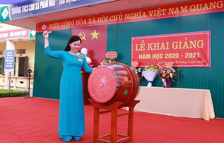 phu tho nganh giao duc huyen lam thao tung bung khai giang nam hoc moi 2020 2021