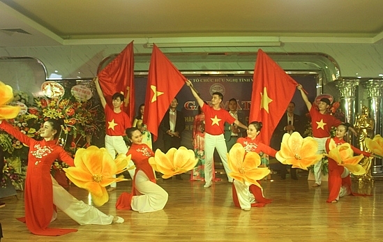 ky niem 10 nam thanh lap lien hiep cac to chuc huu nghi tinh vinh phuc