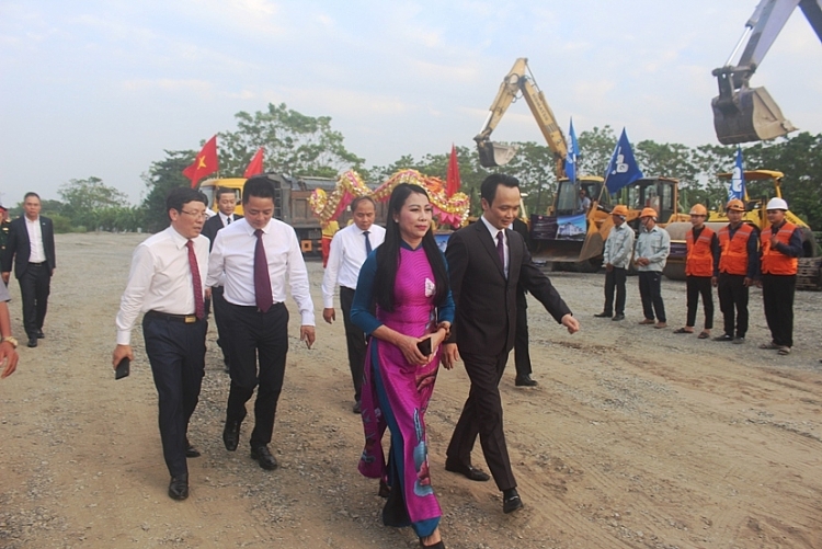 Động thổ tổ hợp trung tâm Hội nghị quốc tế FLC Vĩnh Phúc
