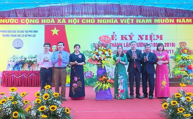 phu tho nhieu truong hoc to chuc tuyen truyen giao duc ngay nha giao viet nam