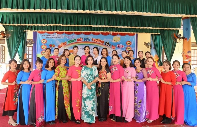 truong mn phong chau diem sang xay dung truong mam non lay tre lam trung tam