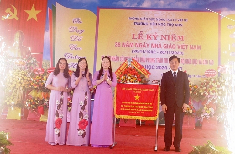 Phú Thọ: Nhiều trường học tổ chức các hoạt động chào mừng ngày Nhà giáo Việt Nam
