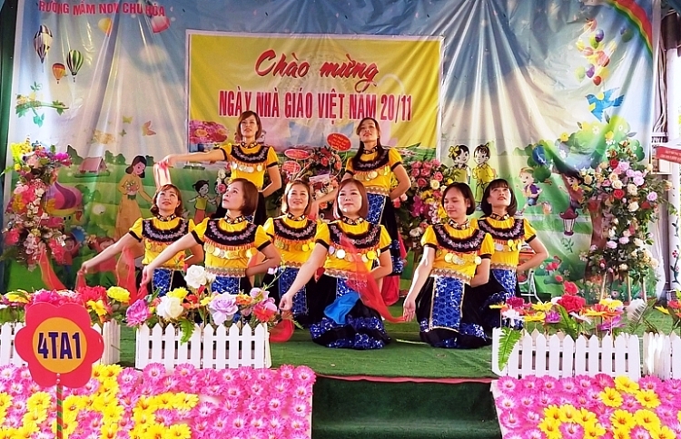 Phú Thọ: Nhiều trường học tổ chức các hoạt động chào mừng ngày Nhà giáo Việt Nam