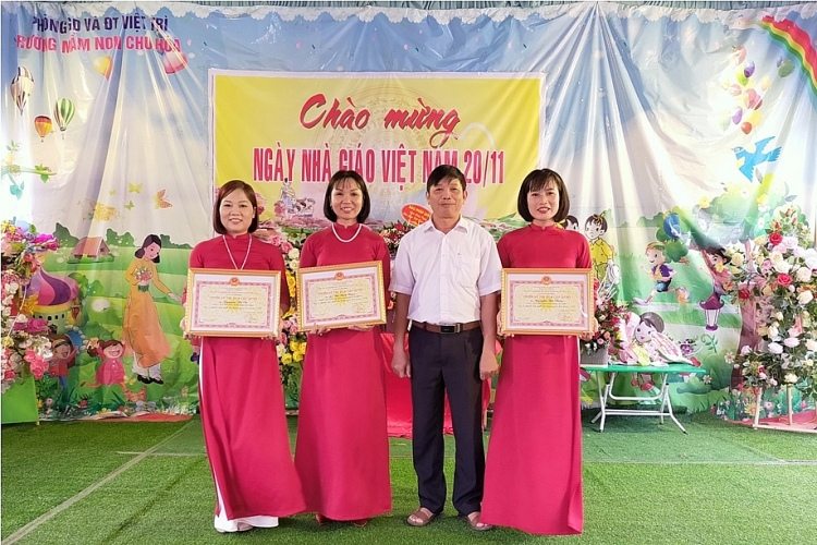Phú Thọ: Nhiều trường học tổ chức các hoạt động chào mừng ngày Nhà giáo Việt Nam
