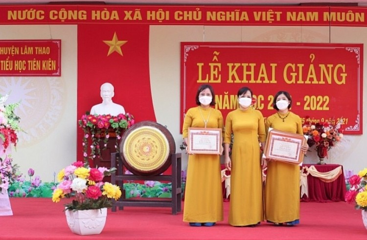 Trường Tiểu học Tiên Kiên: 30 năm xây dựng và phát triển