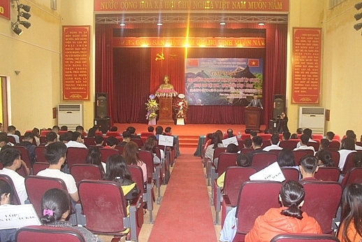 giao luu huu nghi ky niem 70 nam thiet lap quan he ngoai giao viet nam trung quoc