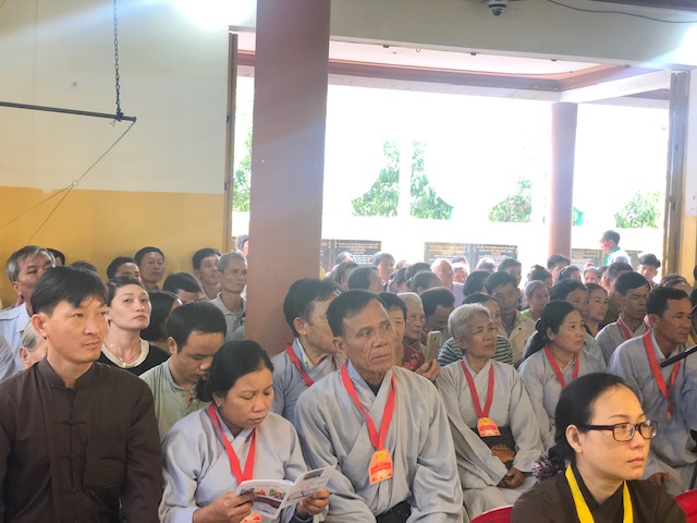 hon 300 phat tu tham gia dien dan ve dao phat thien tong tai chua thien tong tan dieu long an