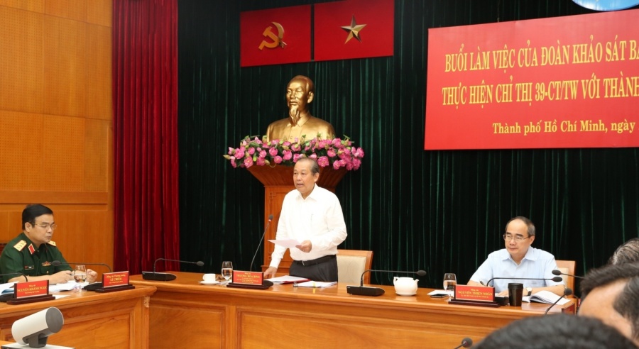 Phó Thủ tướng Thường trực Trương Hòa Bình làm việc với Thành ủy TPHCM pho thu tuong thuong truc lam viec voi thanh uy tphcm