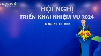 Giao dịch trên ATM tiếp tục giảm