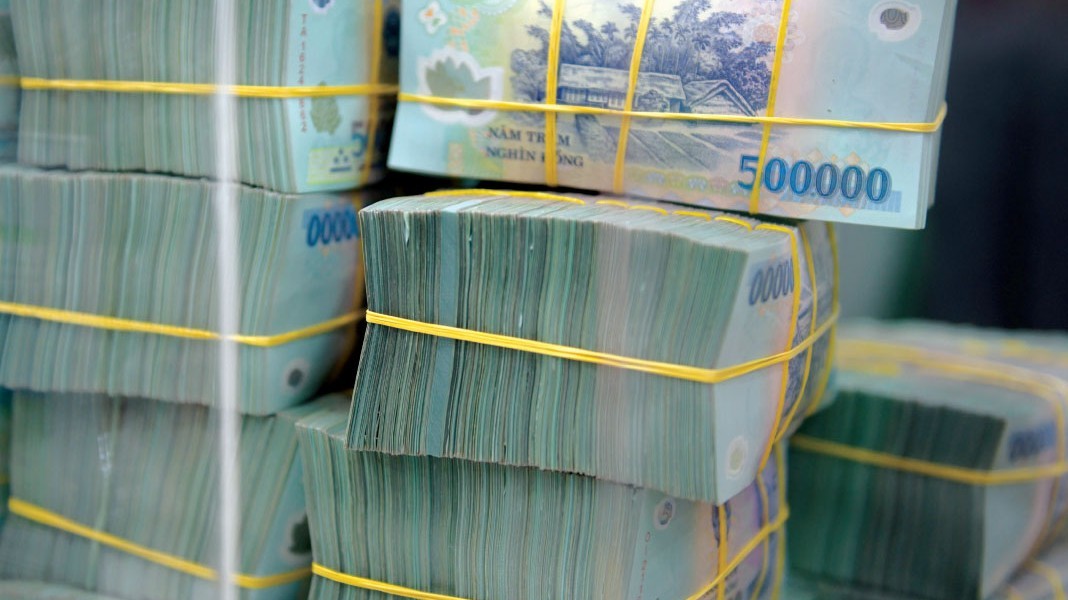 lai suat lien ngan hang quay dau giam manh