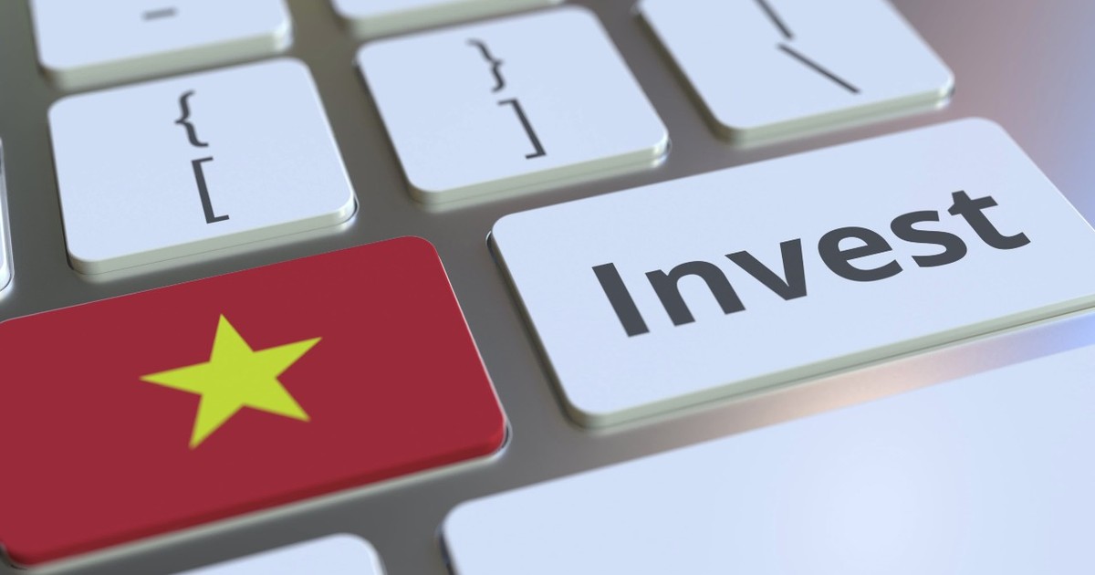 Tâm điểm chứng khoán: Mốc 1.300 điểm và sự phân tán của dòng tiền