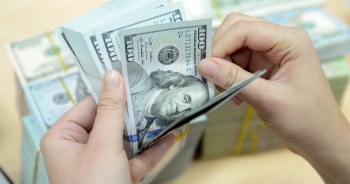 Ngân hàng tăng giá bán USD