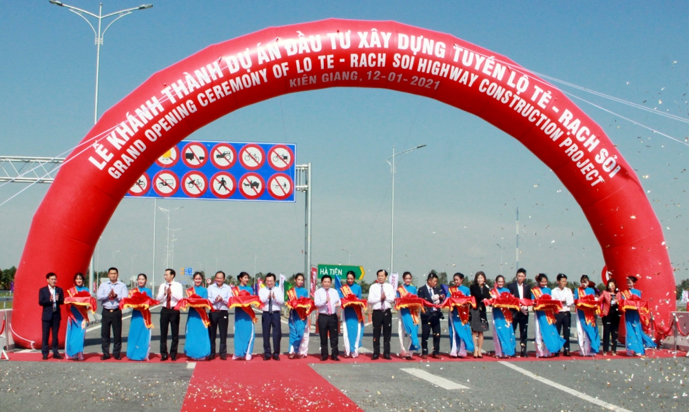 Thông xe tuyến cao tốc hơn 6300 tỷ kết nối Cần Thơ - Kiên Giang