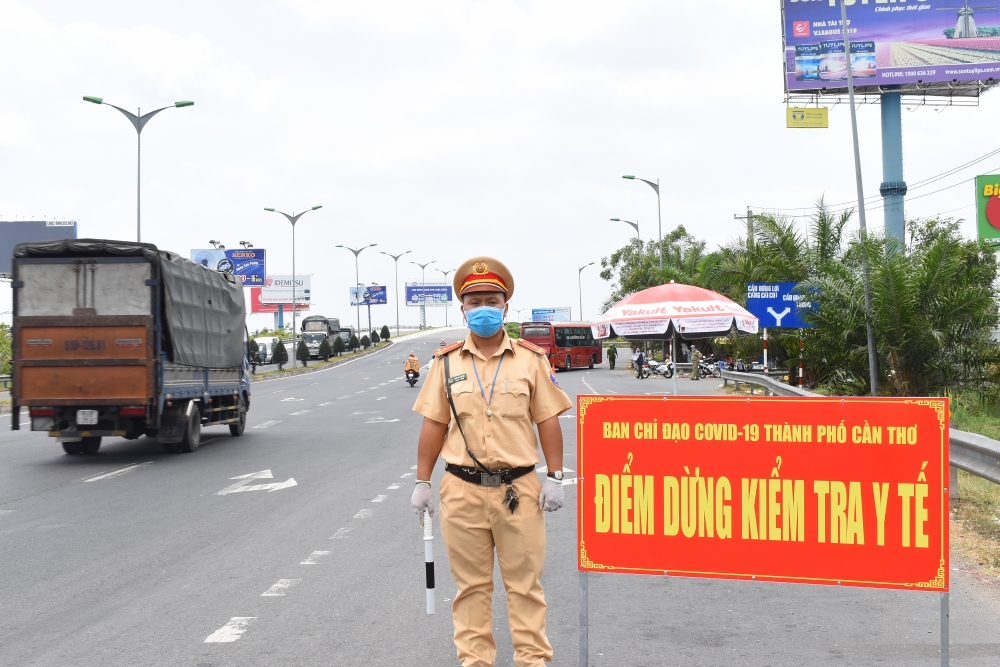 Cần Thơ: Ban hành văn bản khẩn, kích hoạt hệ thống phòng chống dịch COVID-19