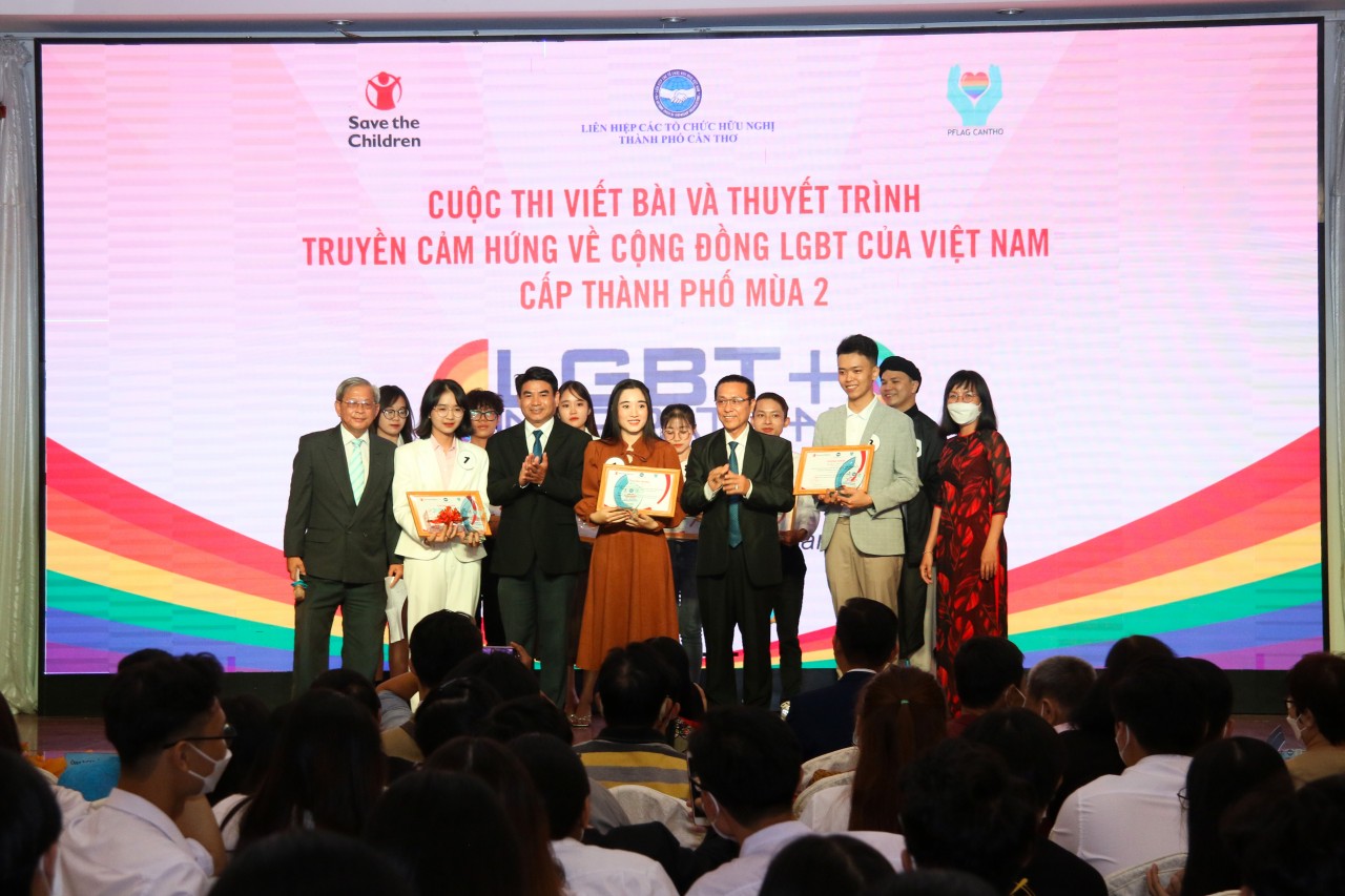 Cần Thơ tổ chức nhiều hoạt động thiết thực mang yêu thương đến với cộng đồng LGBT
