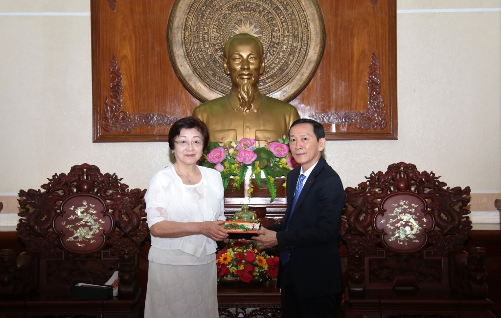 can tho hop tac nhat ban trong dao tao nguon nhan luc tre