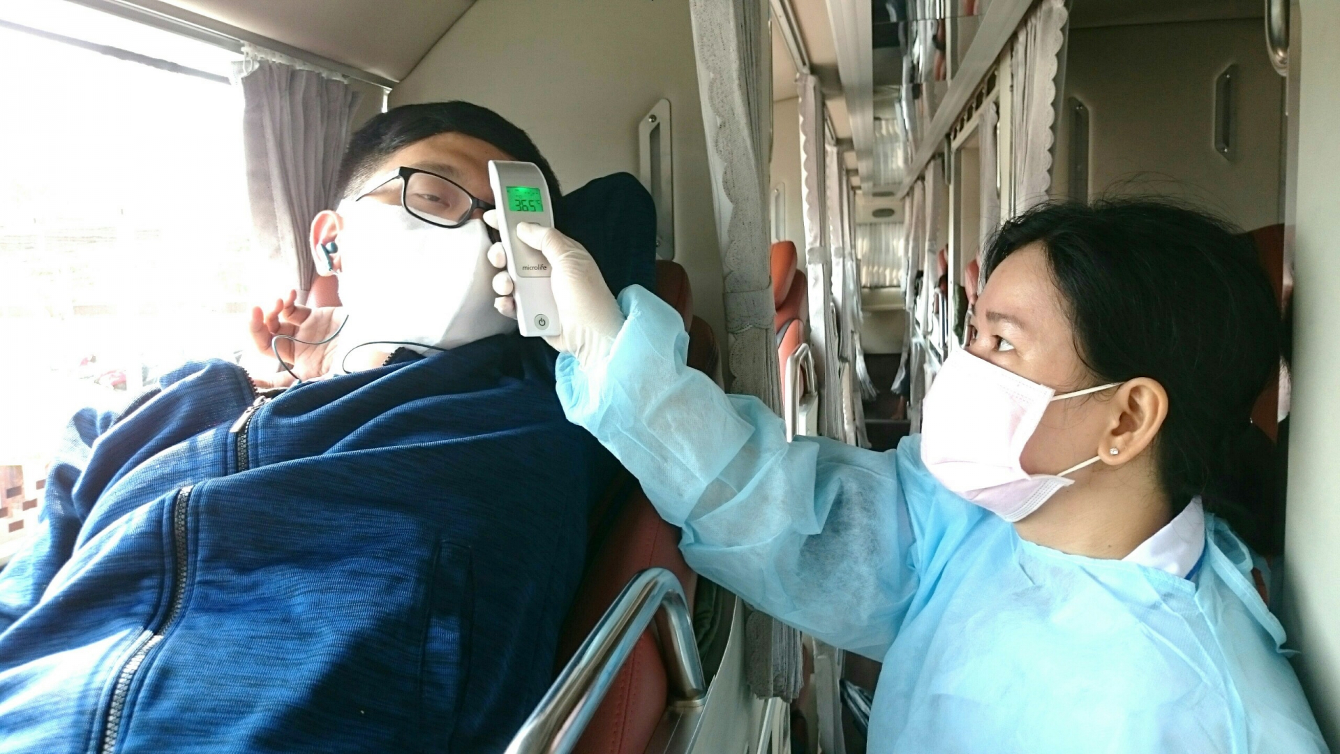 can tho dong chot kiem tra y te tat ca nguoi dan vao trung tam thanh pho