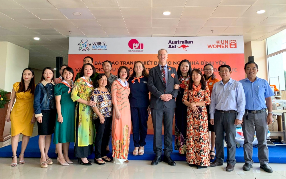 UN Women và Chính phủ Úc bàn giao trang thiết bị cho Nhà bình yên Cần Thơ