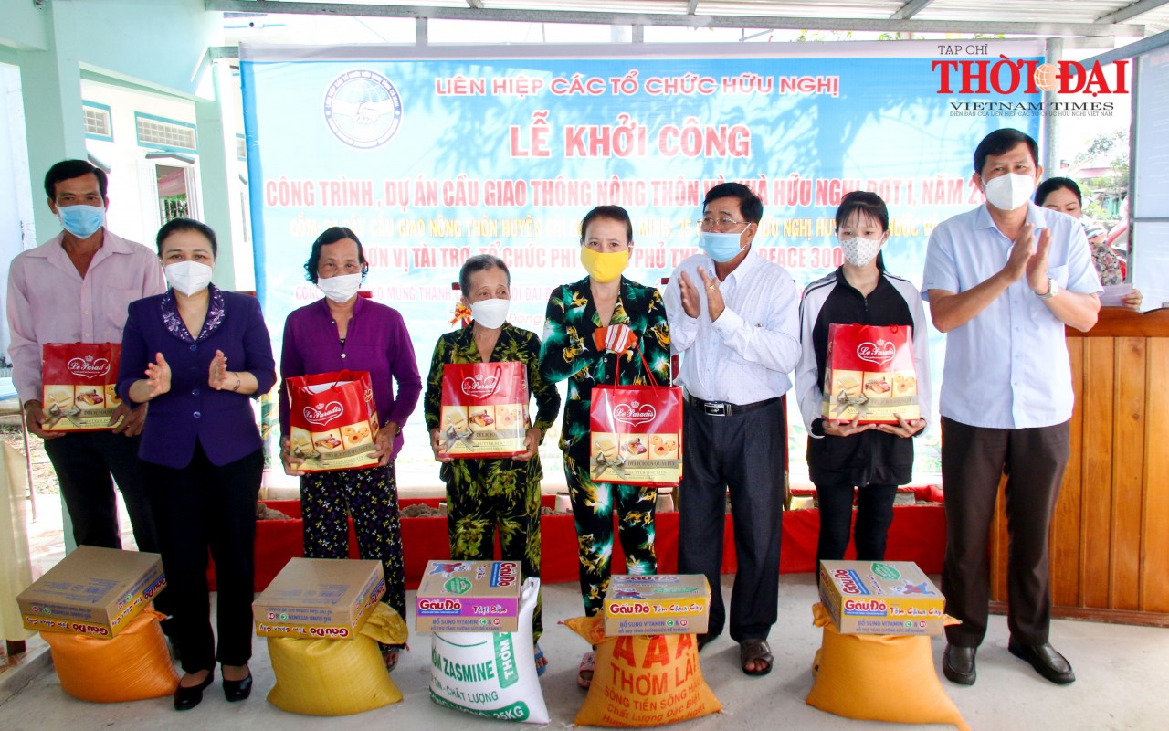 Chủ tịch VUFO dự khởi công xây dựng 4 cây cầu nông thôn và 25 căn nhà hữu nghị