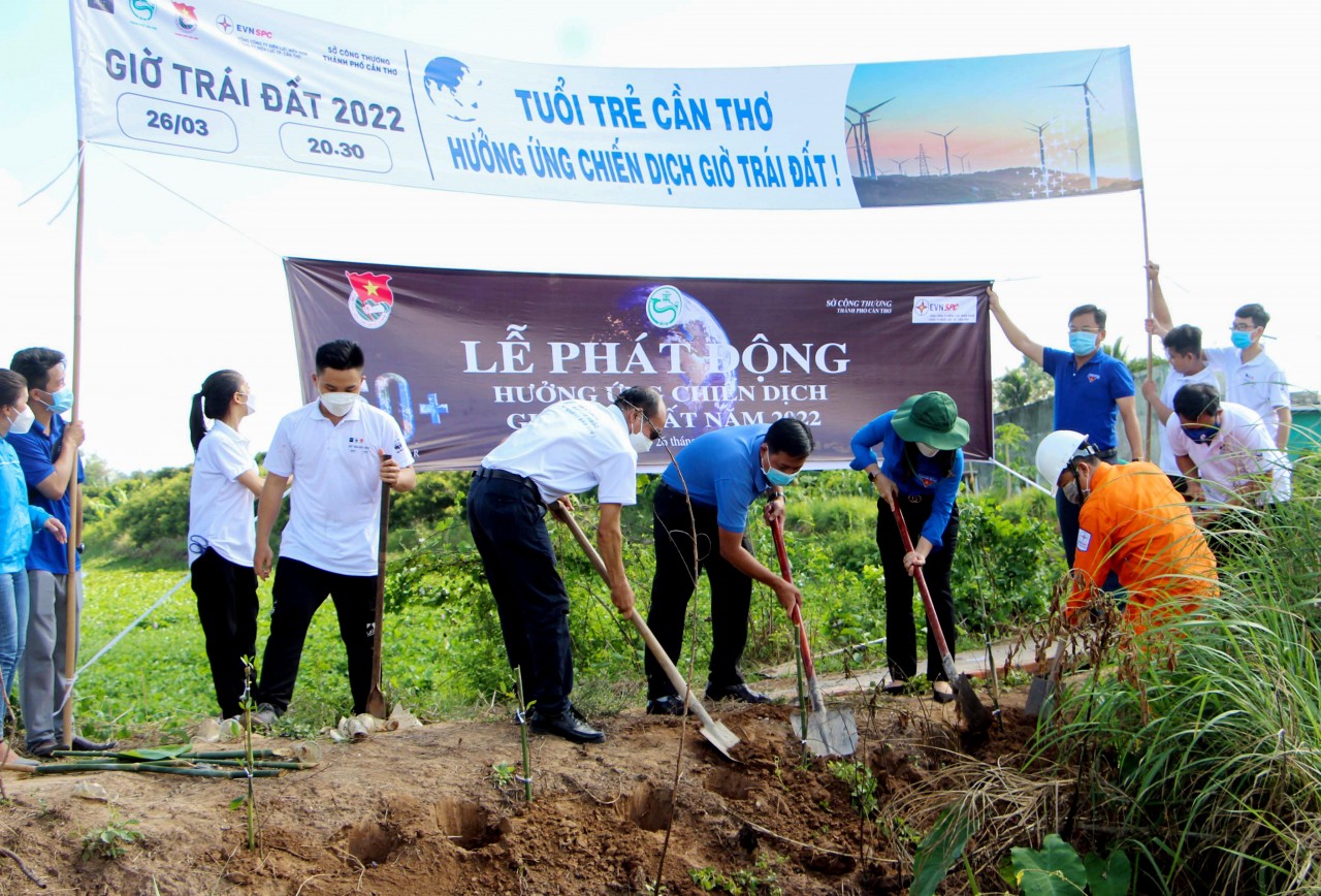 Tuổi trẻ Cần Thơ tổ chức nhiều hành động thiết thực hưởng ứng Giờ Trái đất 2022