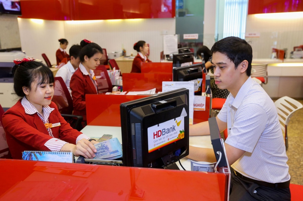 HDBank tiếp tục nhận 2 Giải thưởng lớn từ tổ chức Asiamoney hdbank tiep tuc nhan 2 giai thuong lon tu to chuc asiamoney