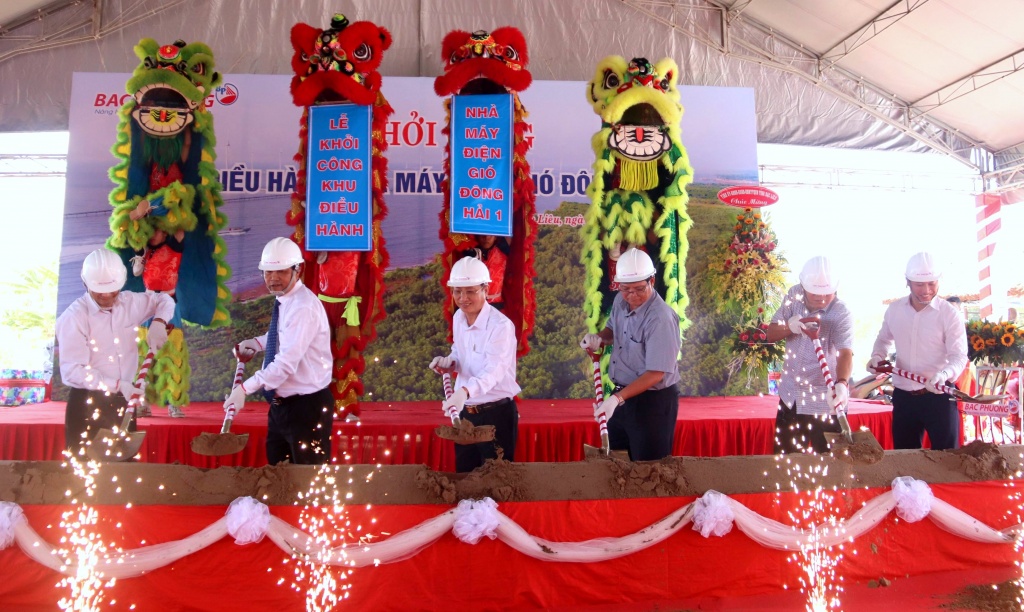 trien khai du an nha may dien gio gan 2500 ty o mien tay