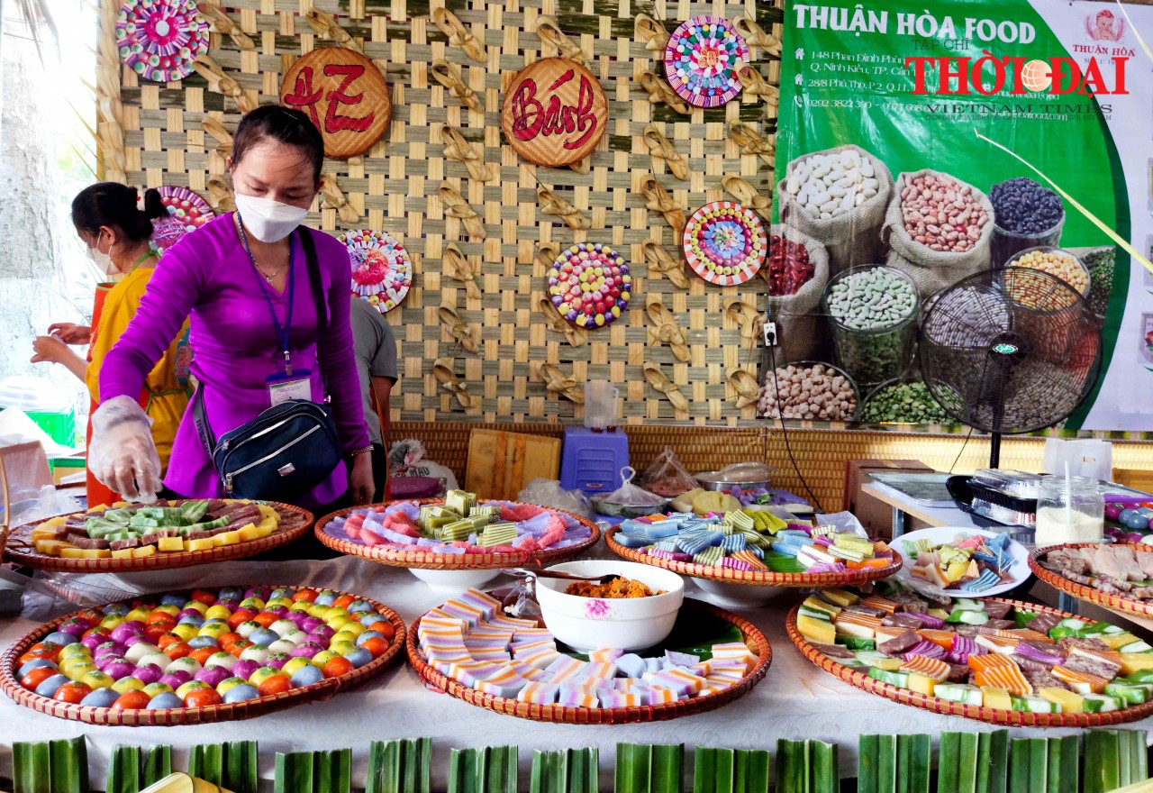 Hàng trăm loại bánh dân gian Nam Bộ Hàng trăm loại bánh dân gian Nam Bộ