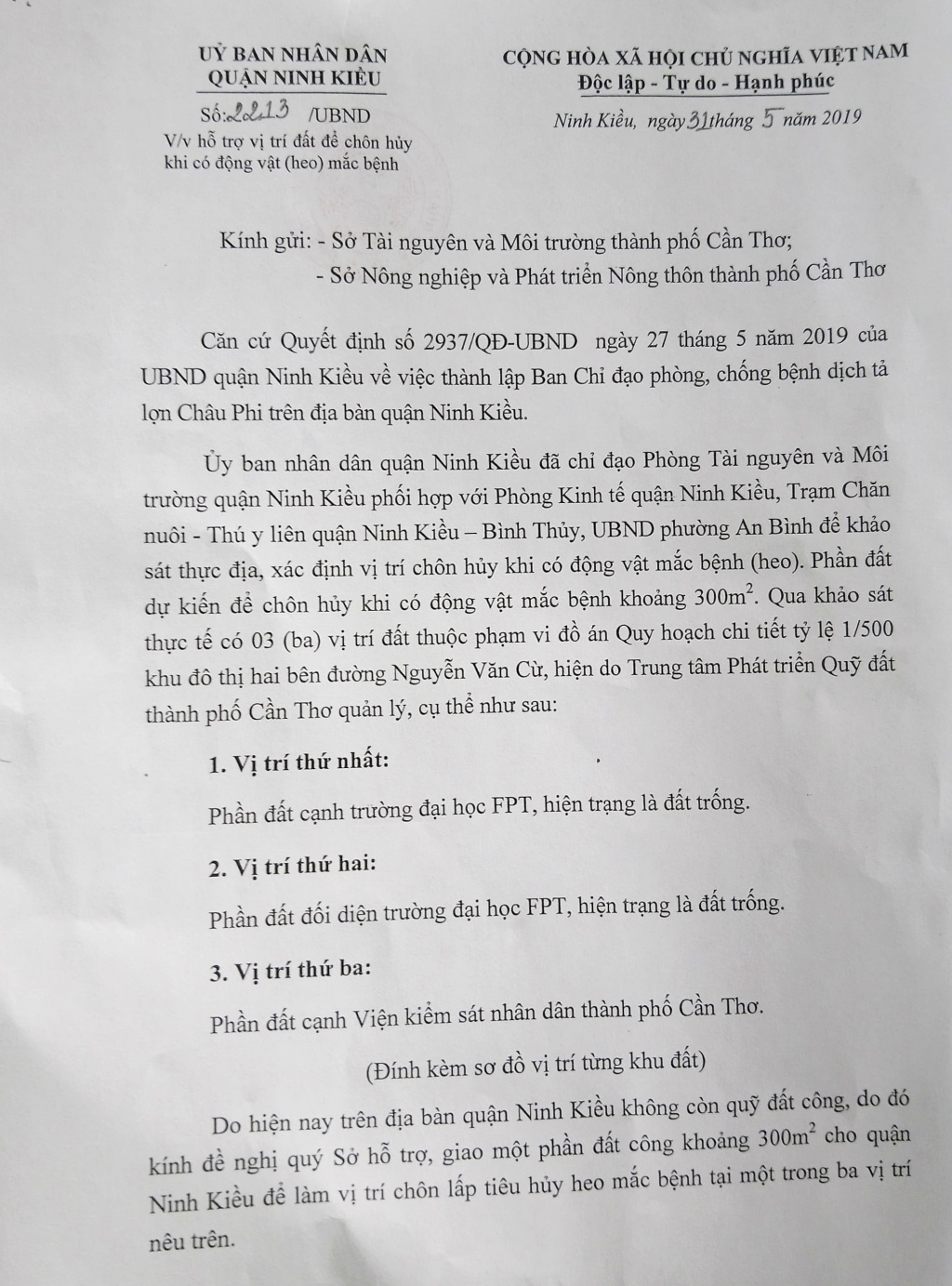 dan buc xuc viec chon heo chet gan khu dan cu o can tho