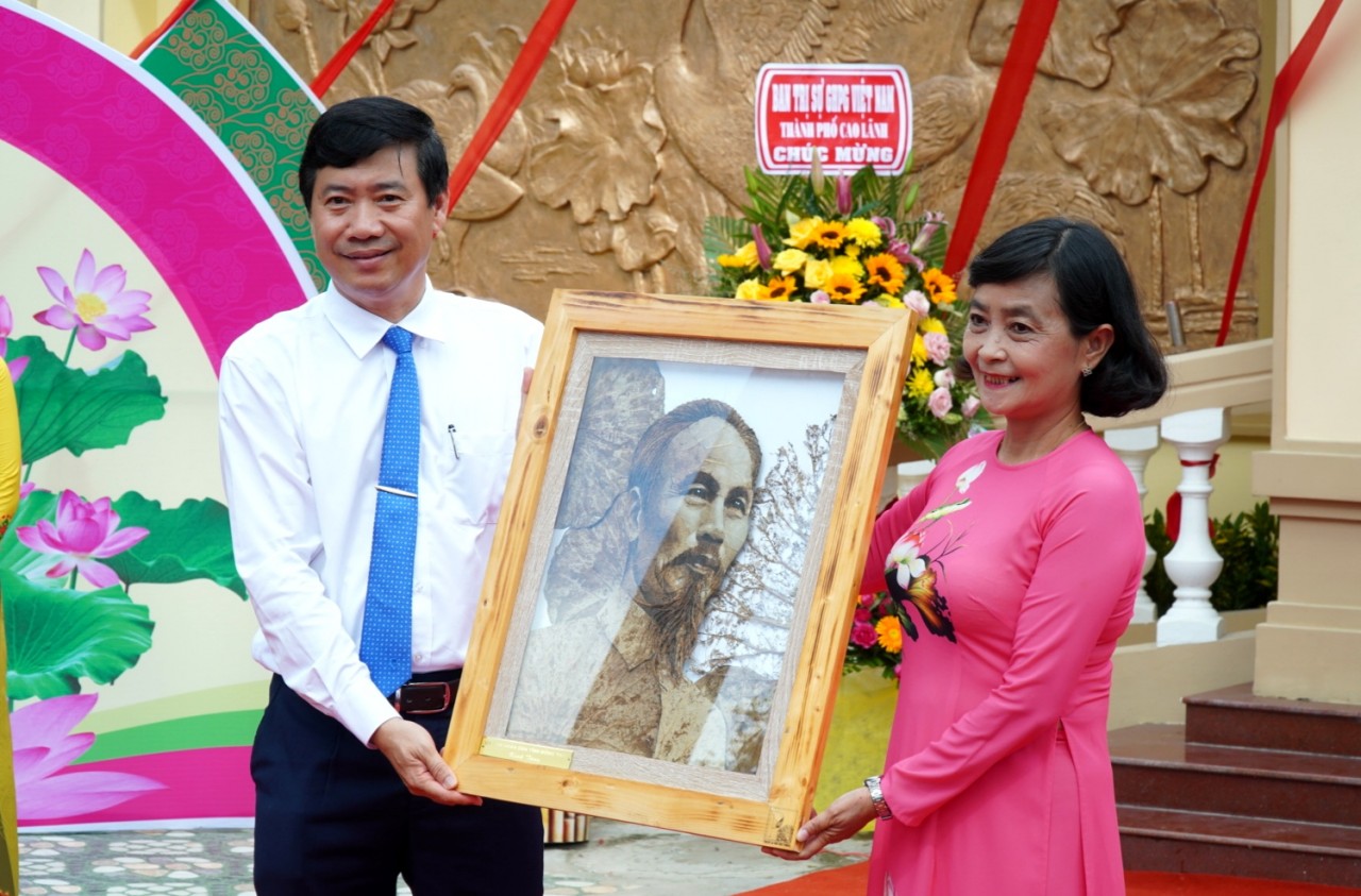 Đồng Tháp khánh thành Nhà trưng bày về Chủ tịch Hồ Chí Minh