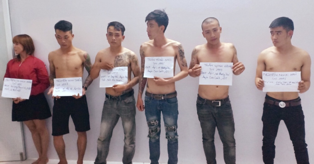 Tạm giữ đối tượng tự xưng “Cảnh sát hình sự” đánh Cảnh sát giao thông ở Cần Thơ