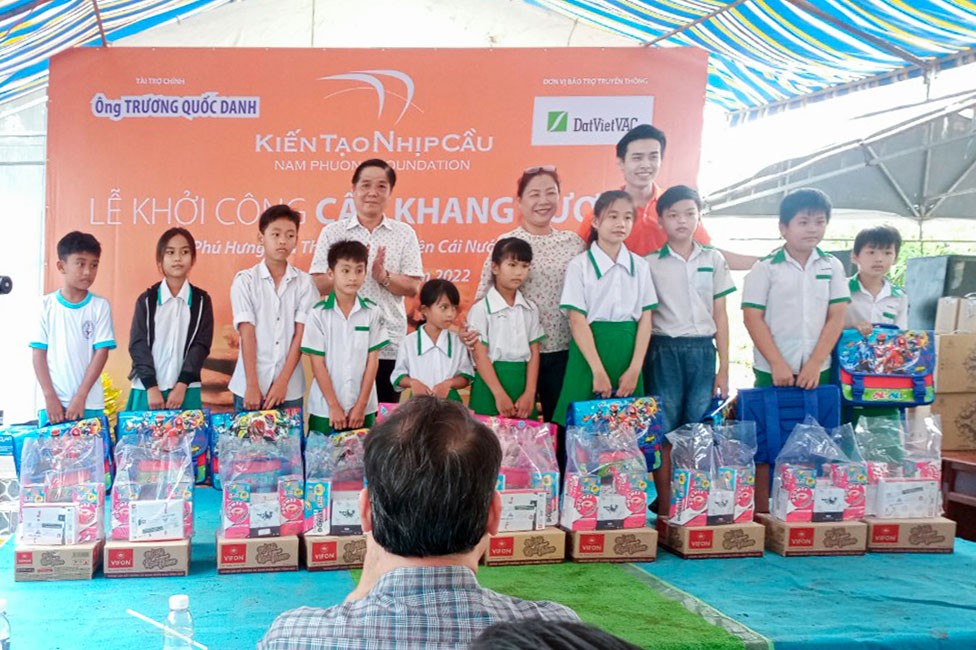 Cà Mau khởi công xây dựng cầu giao thông nông thôn Khang Vượng