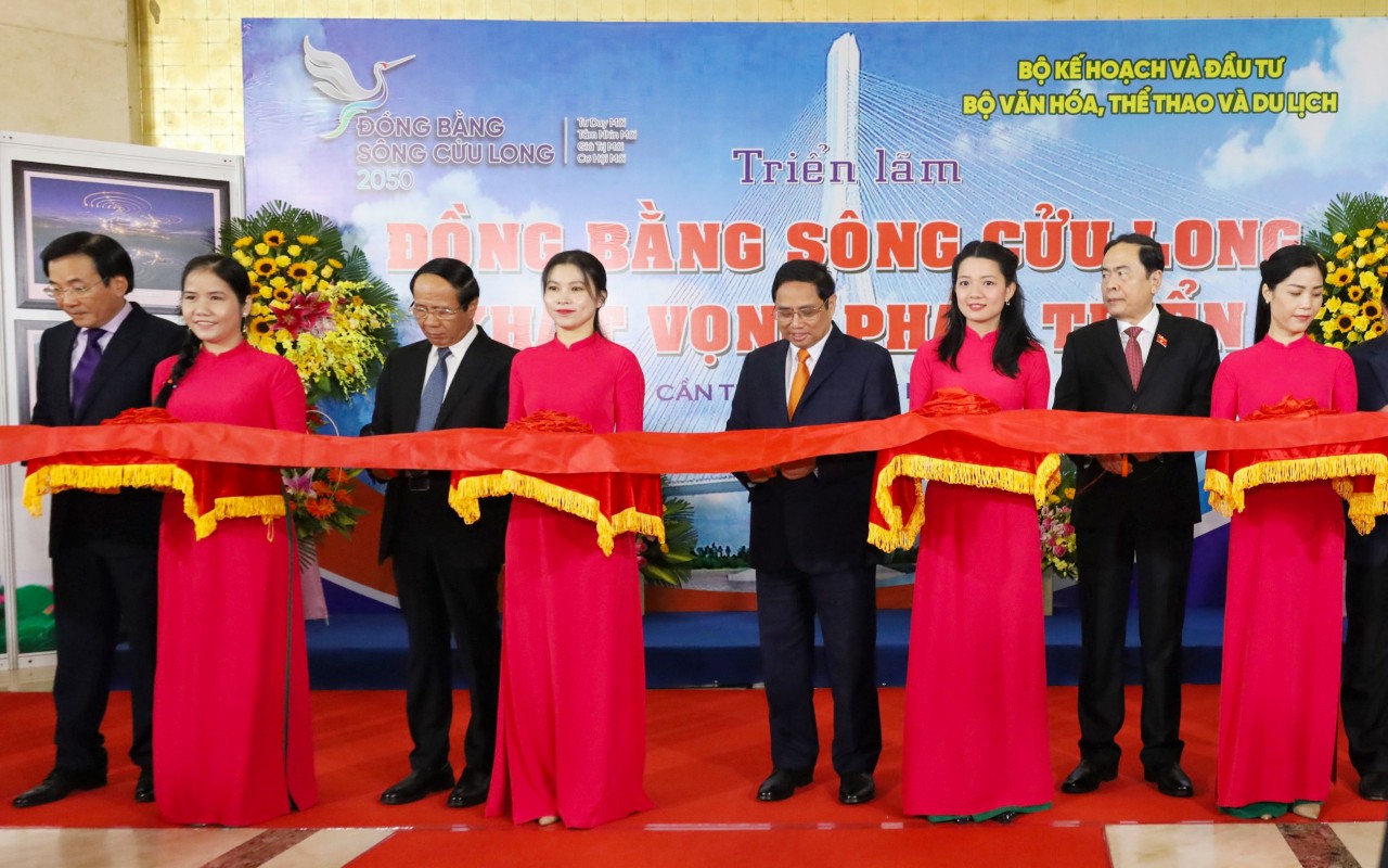 Thủ tướng Phạm Minh Chính chủ trì công bố quy hoạch và xúc tiến đầu tư vùng ĐBSCL
