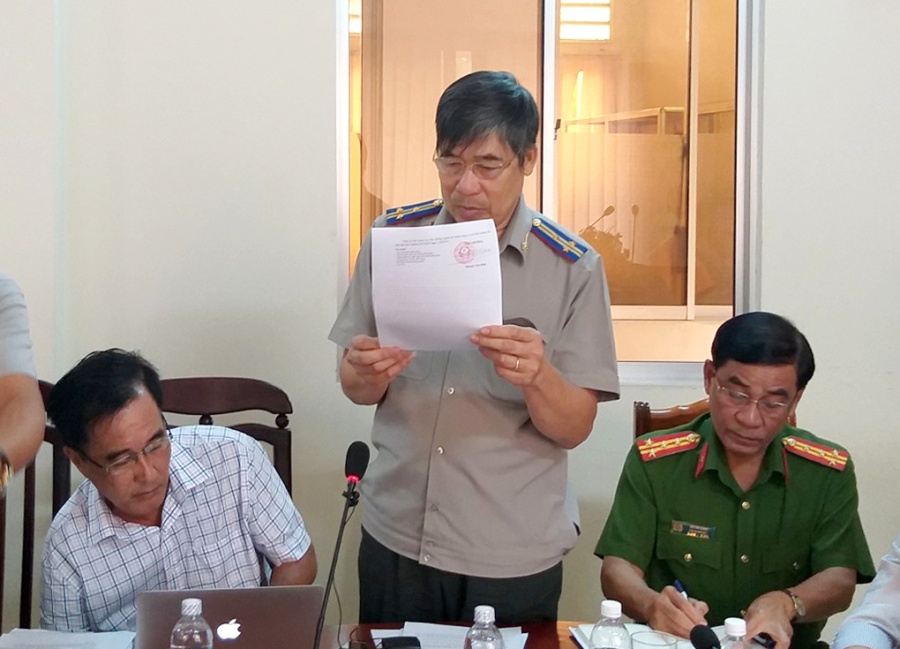 vu doan cuong che bi tat xang o ca mau tiep tuc truy tim nhung doi tuong dang lan tron