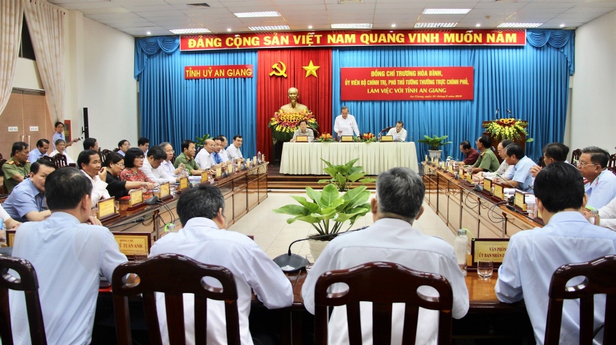 pho thu tuong thuong truc truong hoa binh khao sat diem nong sat lo tren quoc lo 91