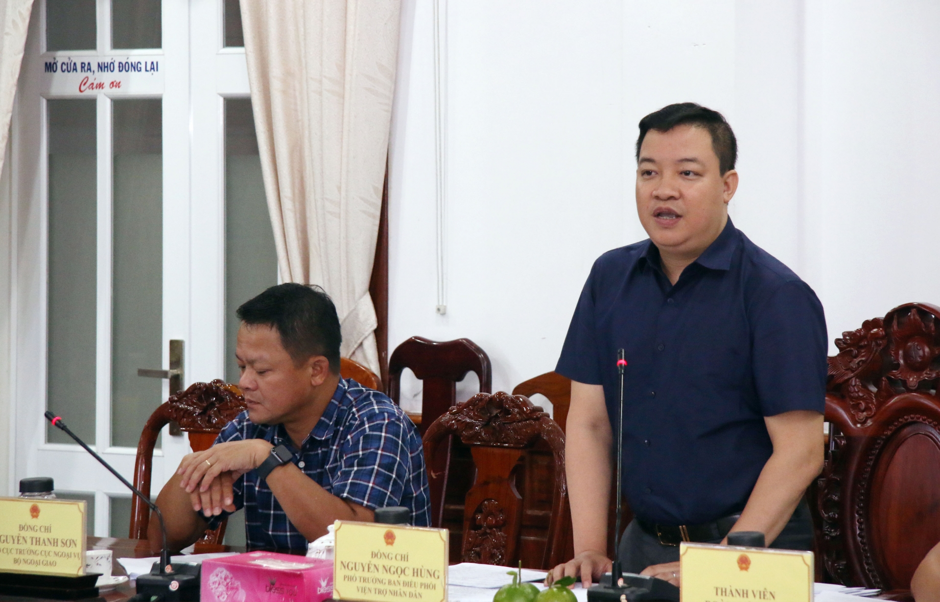doan uy ban cong tac ve cac to chuc phi chinh phu nuoc ngoai lam viec tai hau giang