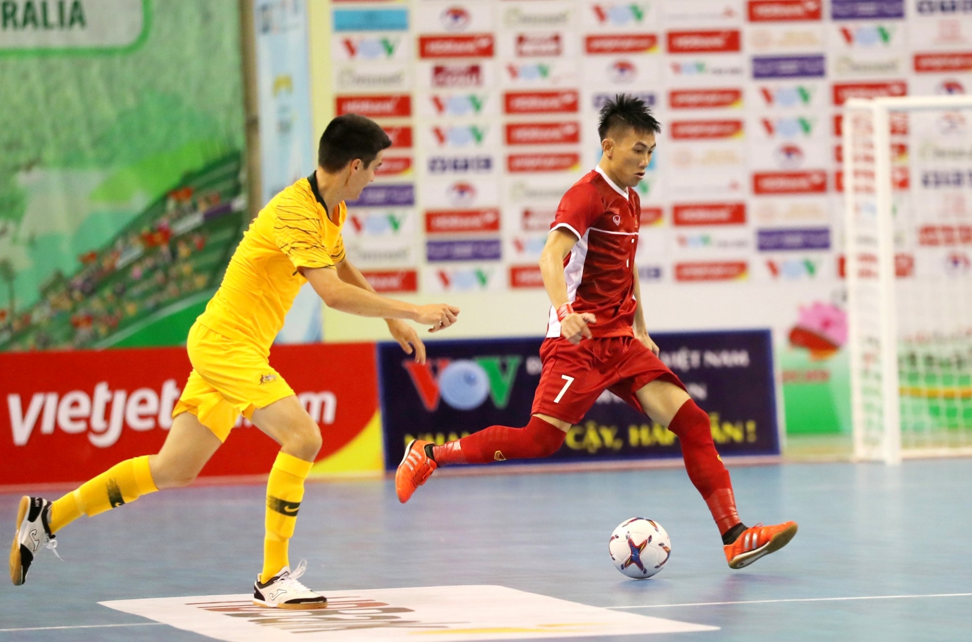 thang uc duong den world cup cua futsal viet nam khong con xa