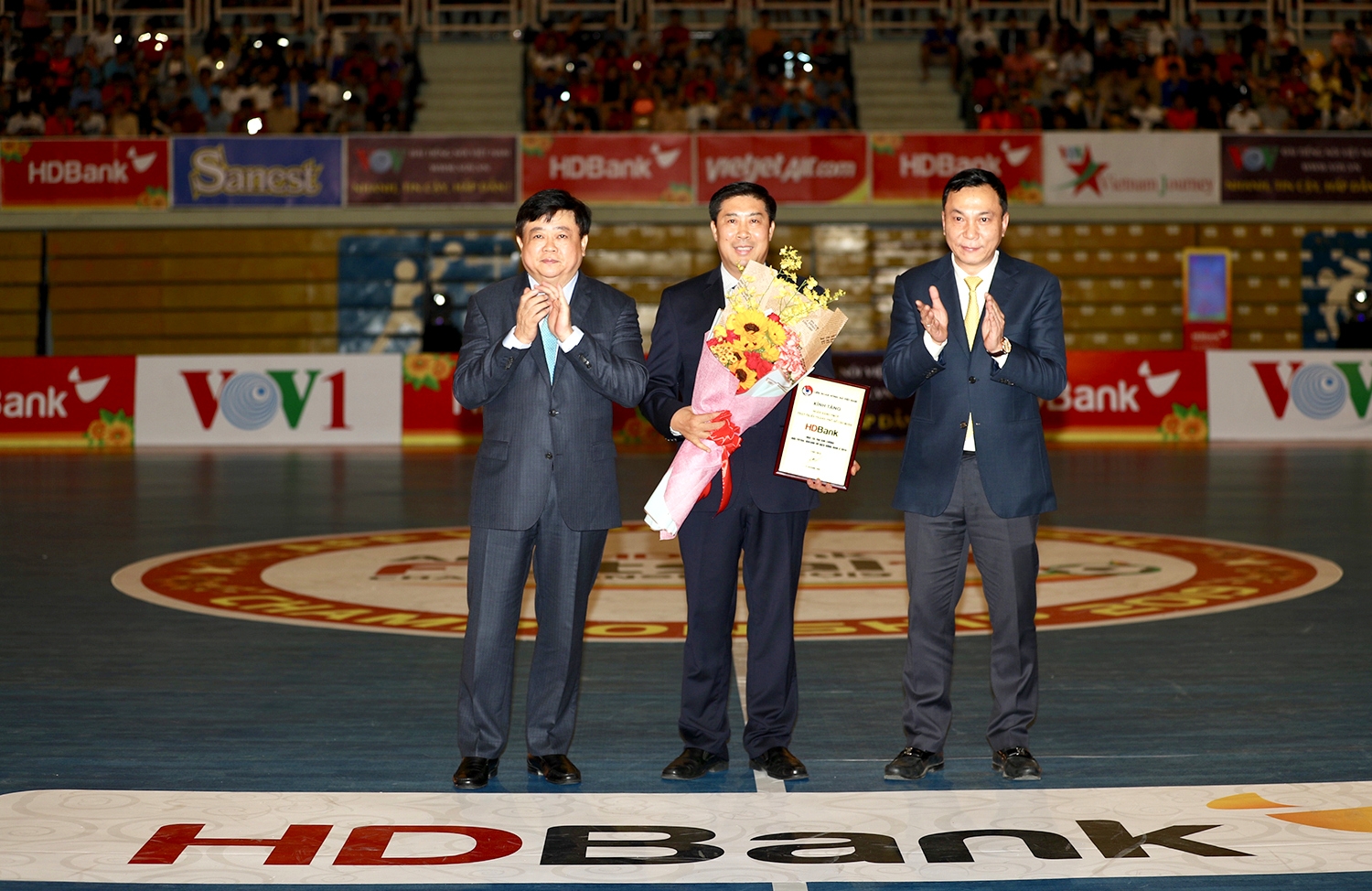 thang uc duong den world cup cua futsal viet nam khong con xa