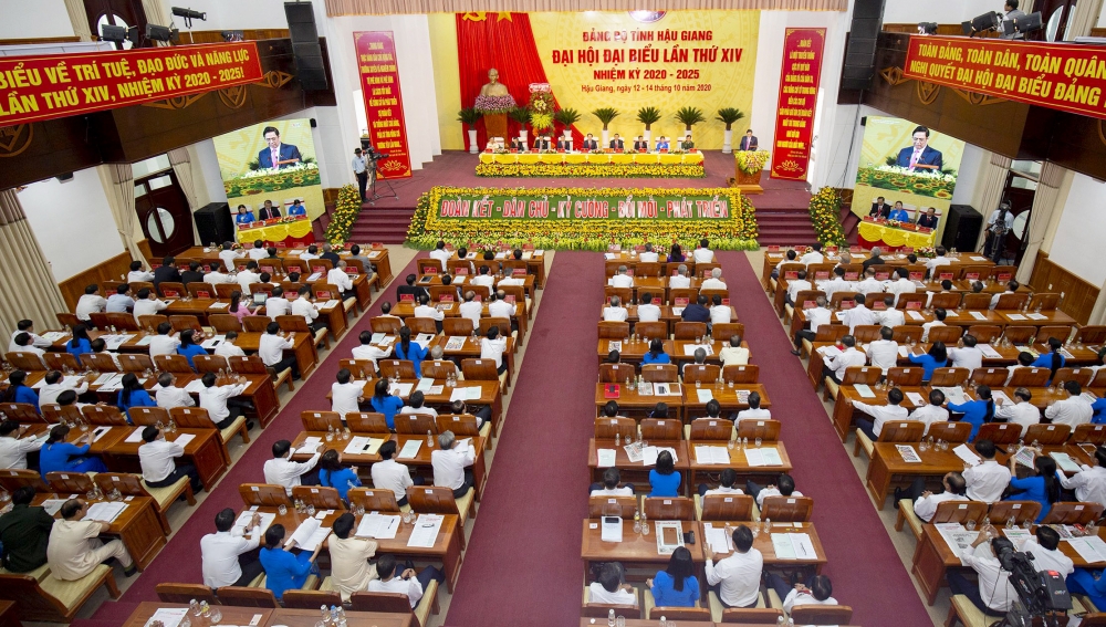 Trưởng Ban Tổ chức Trung ương ấn tượng ''bước chuyển mình'' của Hậu Giang