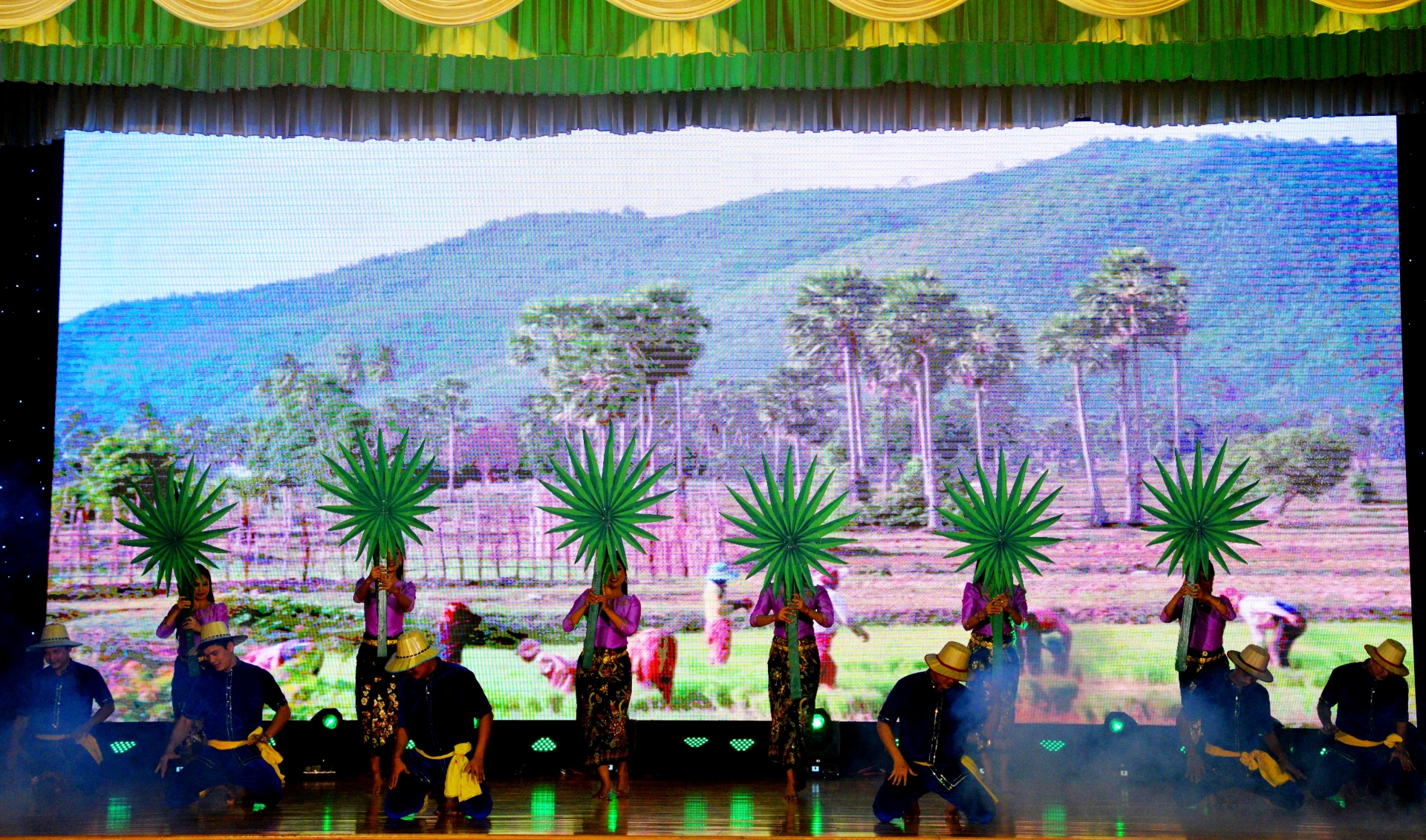 nhieu tiet muc nghe thuat dac sac cua campuchia bieu dien o an giang