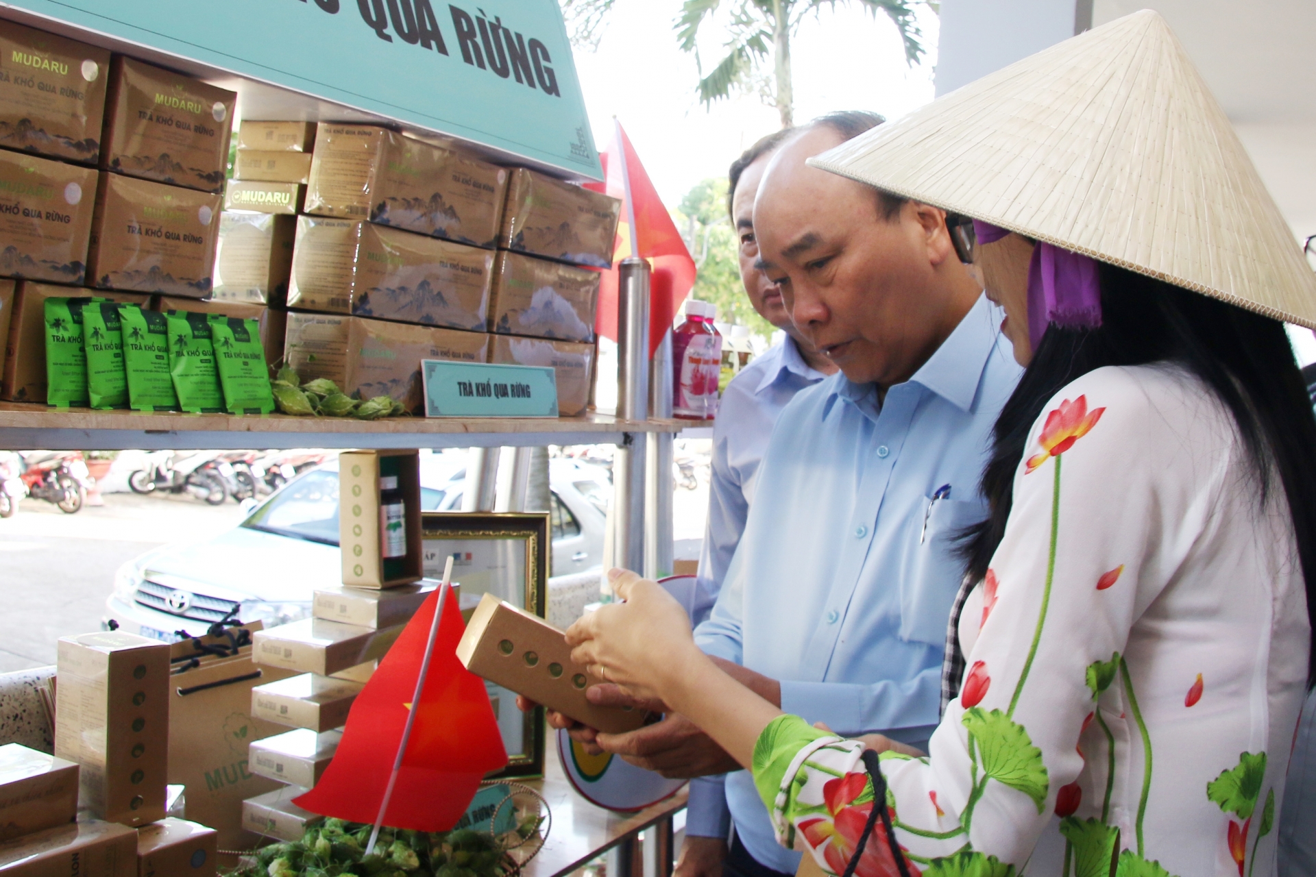 thu tuong nguyen xuan phuc de thanh cong nong dan can chu dong doi moi