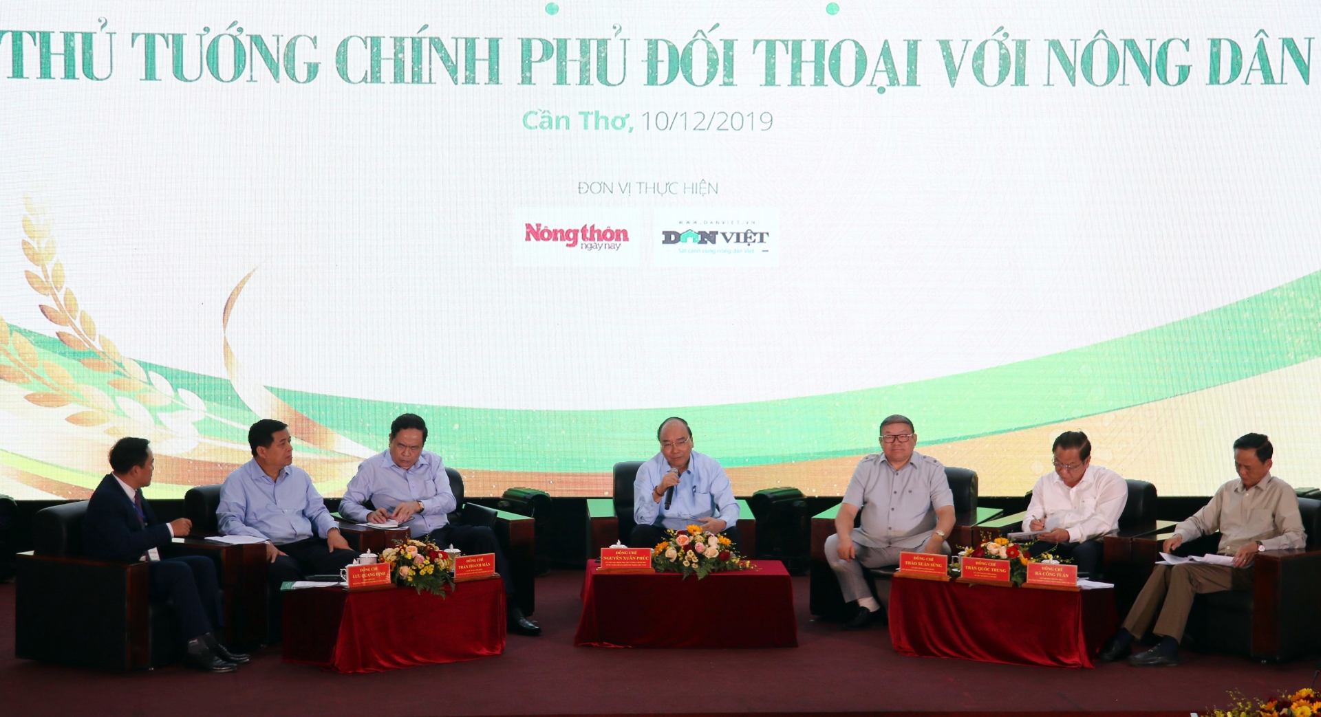 thu tuong nguyen xuan phuc de thanh cong nong dan can chu dong doi moi