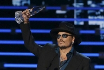 johnny depp furious 7 thang lon tai buoi le peoples choice awards