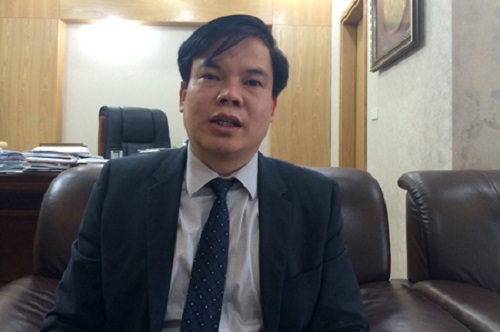tam dung bo nhiem nguoi trung tuyen hieu truong dh luat ha noi vi sao