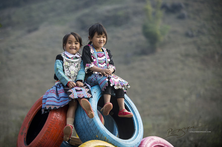bo anh tuyet dep ve ngay tet cua dong bao dan toc hmong o moc chau