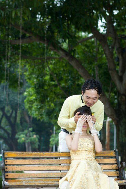 anh cuoi 6 nam truoc cua hoa hau hai thu trang va tien luat